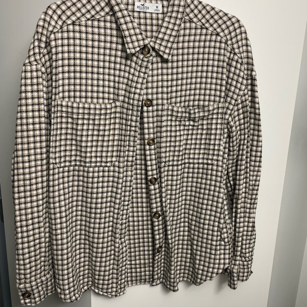 Hollister Beige and Black Plaid Shirt Jacket